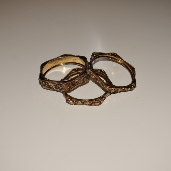 Rhinestone Beautiful Bracelet 3 Bracelet - 8009 - Picture 5 of 6